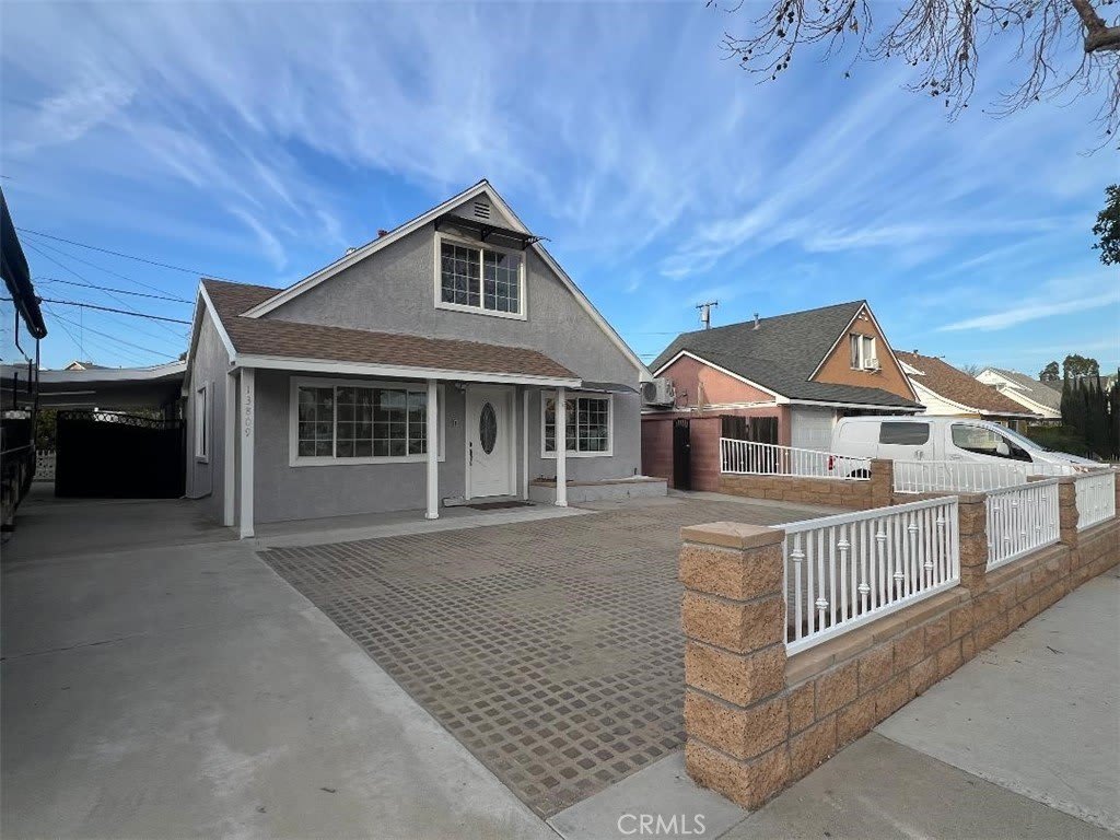 13809 Ratliffe Street