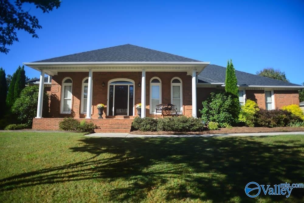 7304 Ferncliffe Drive SE