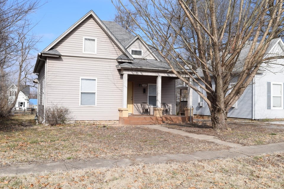 1127 West Florida Street