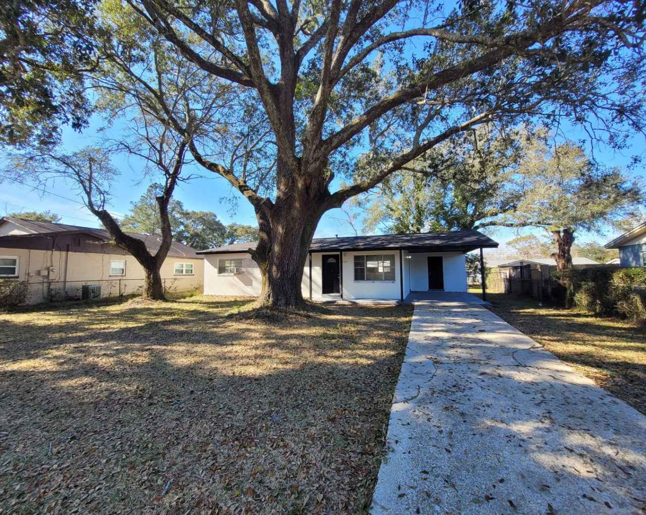 MOVE IN SPECIAL!! Waived $350 Cleaning Fee!!!!!