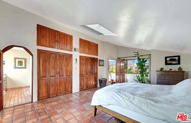 19805 Valley View Drive