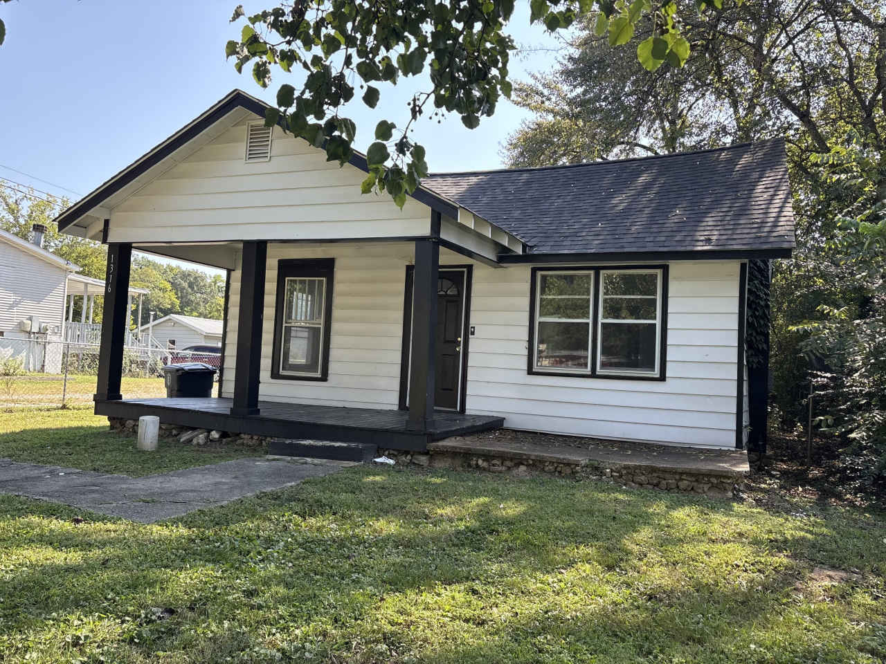 1316 West End Avenue