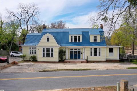 410 Durst Avenue West