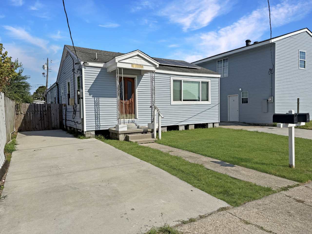 911 Central Avenue - A