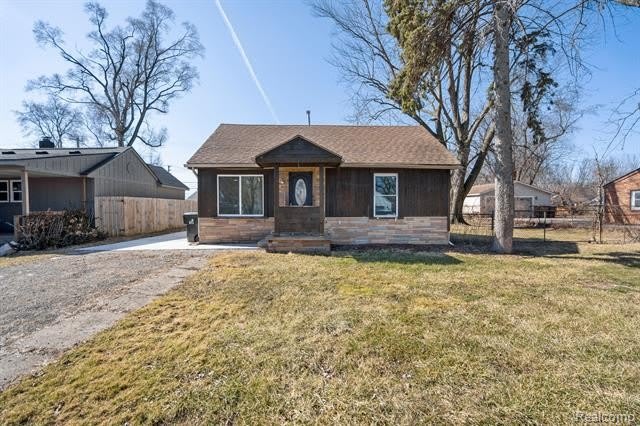 22027 SPRINGBROOK Avenue