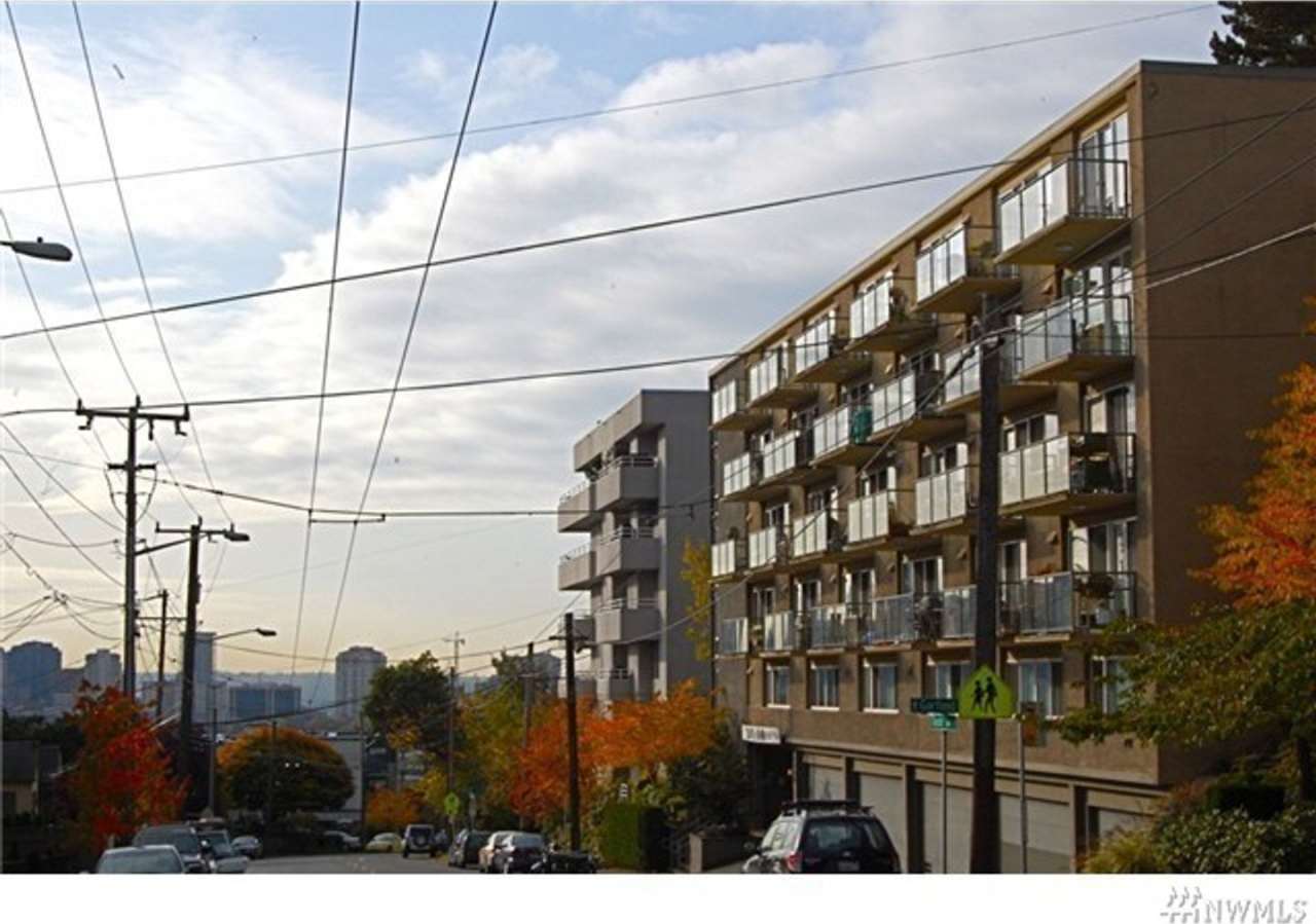 Stylish Lower Queen Anne 1-Bedroom Condo with Parking, Storage, and Most Utilities Included