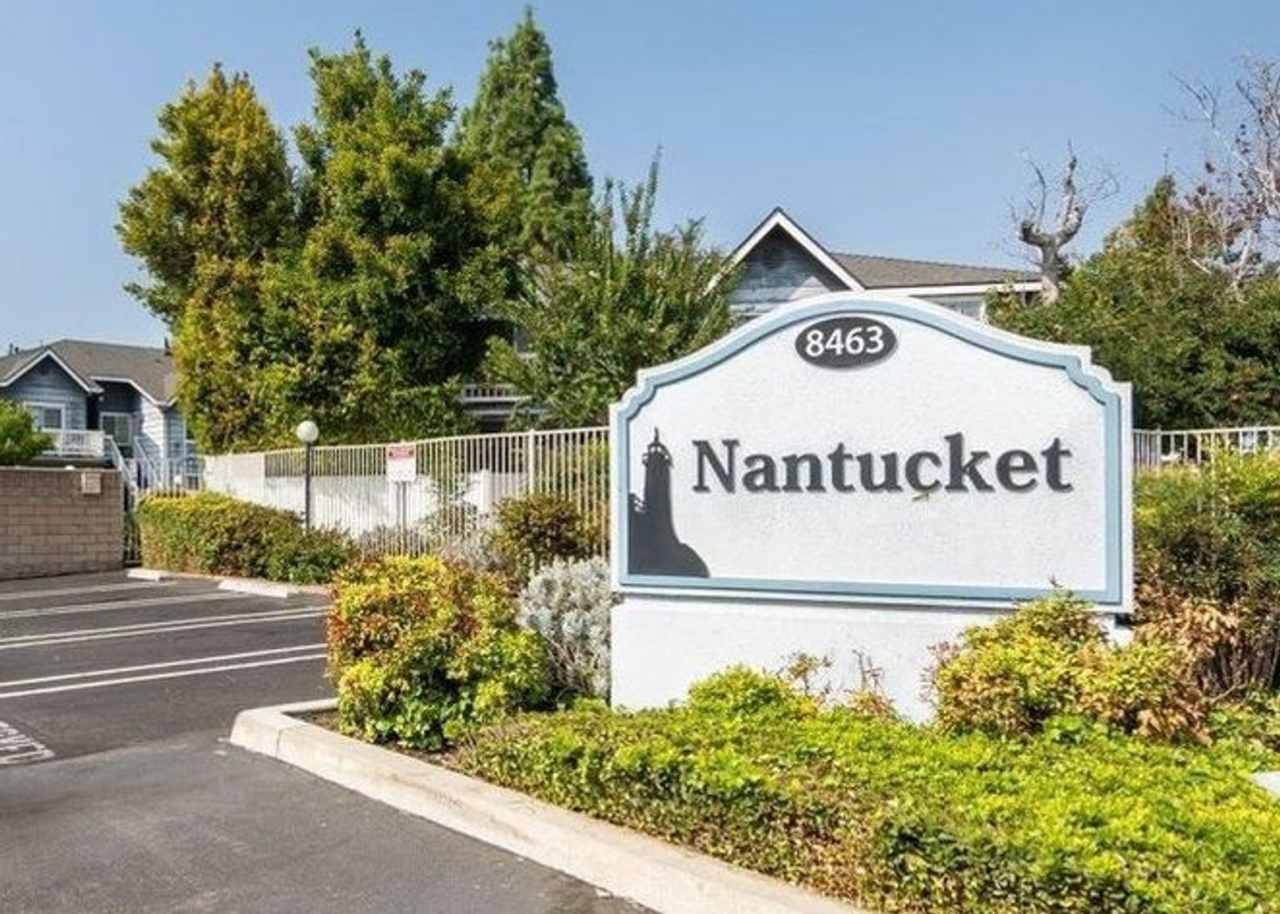 1st floor 2+2 w/oversized patio, water + trash service included!