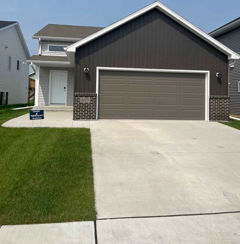 3 Bed 2.5 Bath Single Family Home