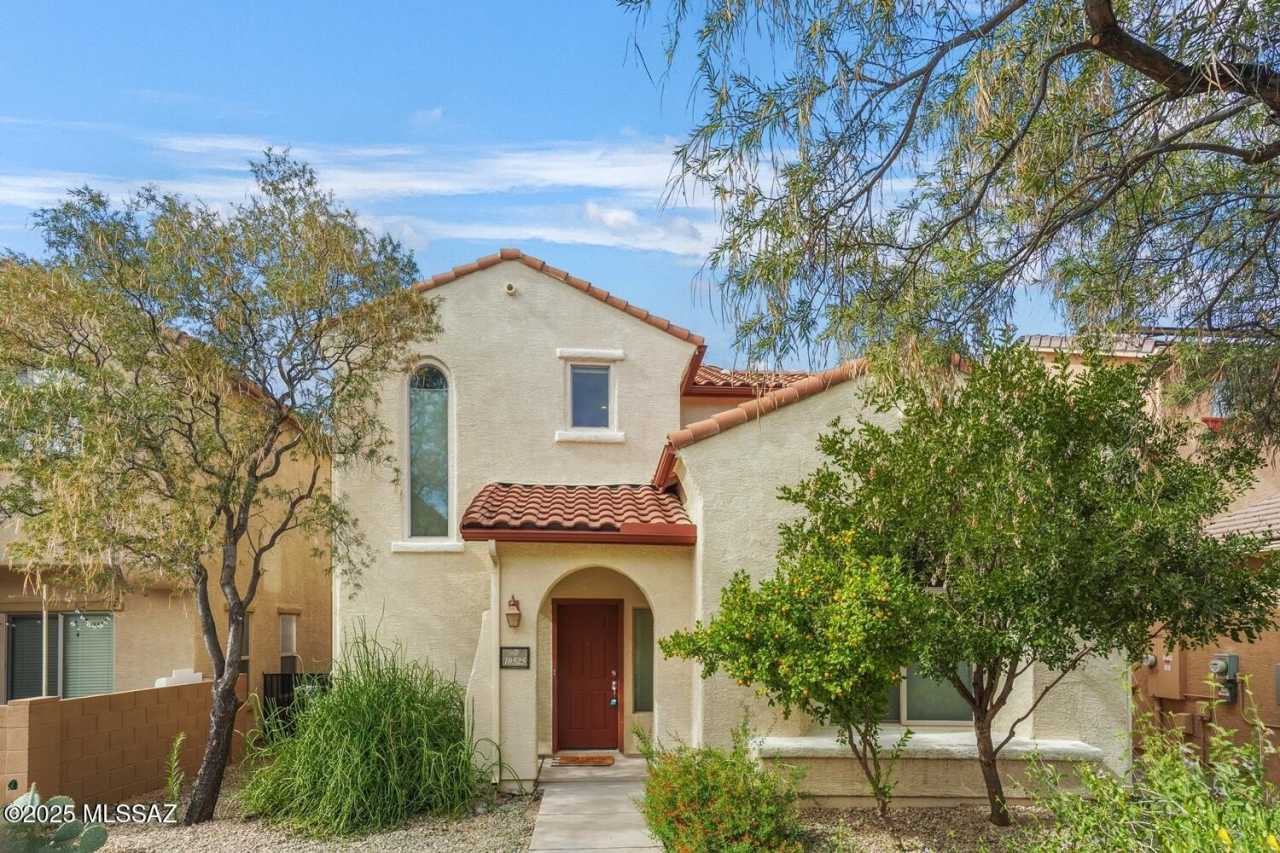 10525 E Native Rose Trail