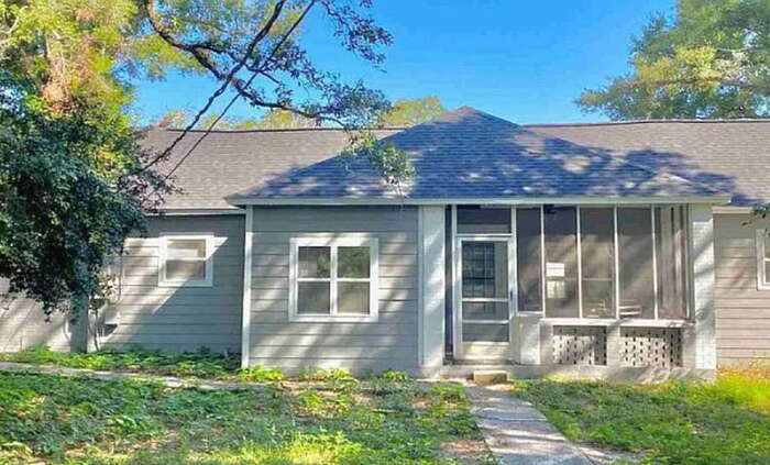 1433 North 61st Avenue