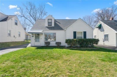 1553 Bancroft Avenue