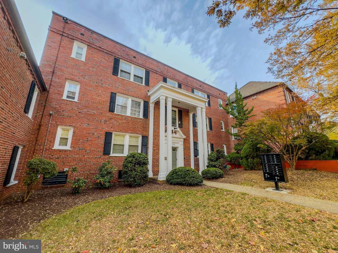 2102 SUITLAND Terrace SE unit: 201