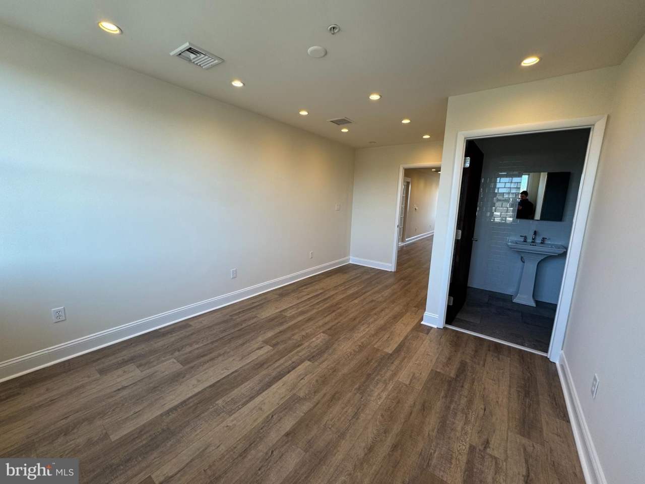 115 PLYMOUTH Road unit: 6