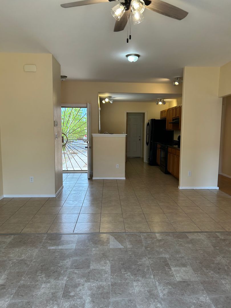 7603 Mesa Del Oro Lane - Tierra Contenta! *LEASE PENDING*