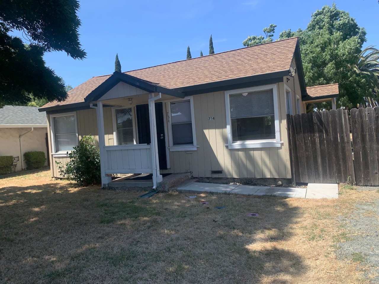 One Bedroom House w/Large Bonus Storage Room  Shed