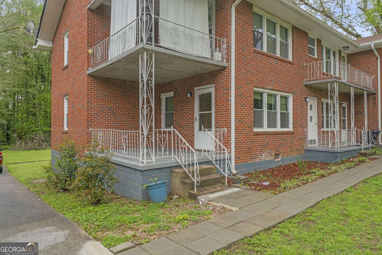 147 Burnside Street unit: 4