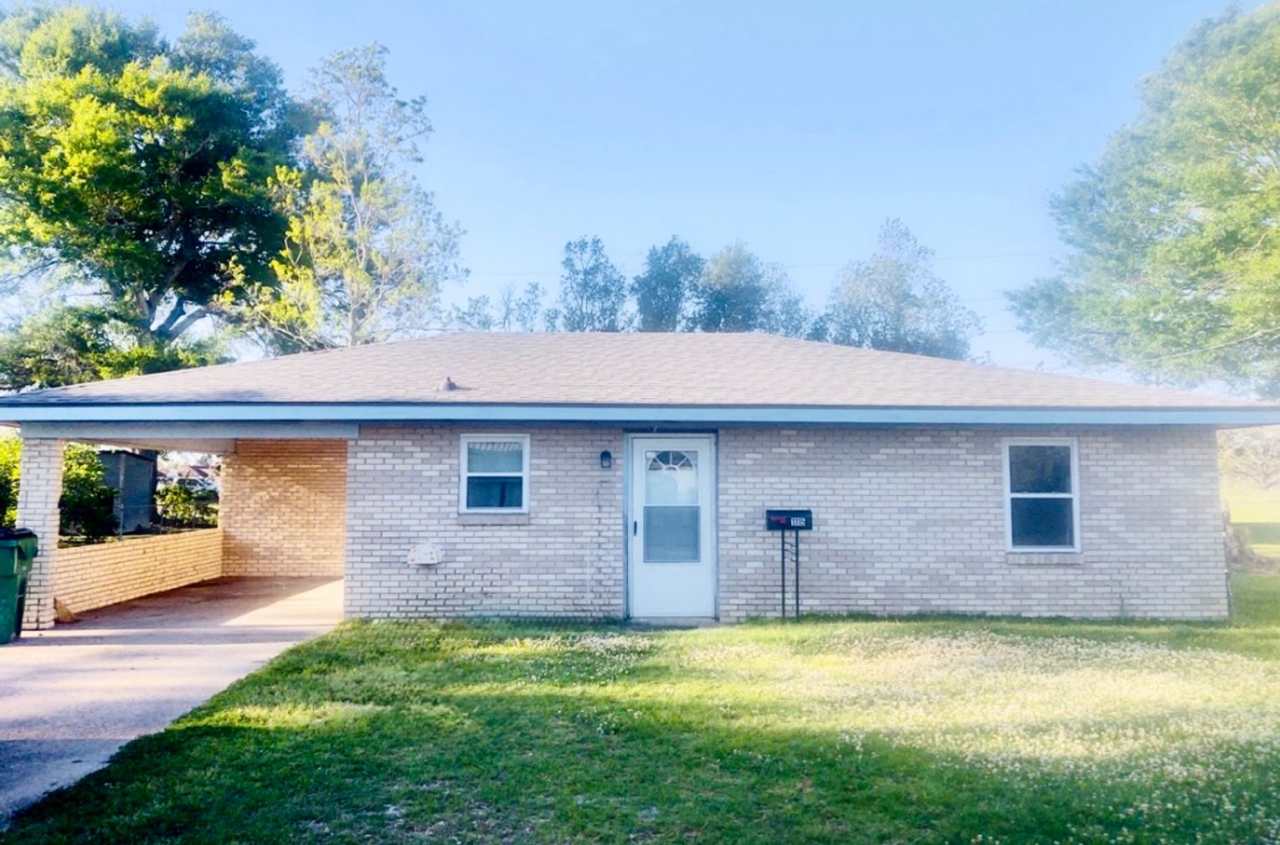 Updated 2Bedroom Brick Home In Crowley La
