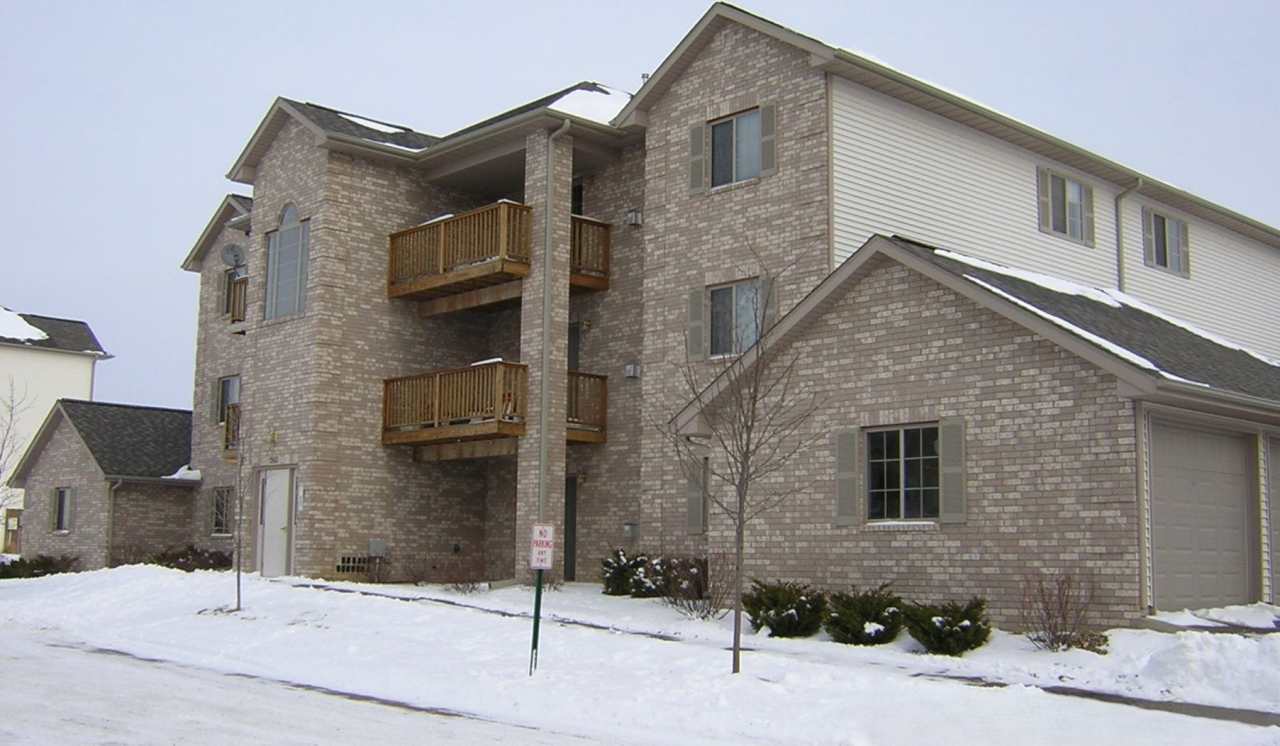 2 bedroom Condo in Coralville - Available Summer 2026