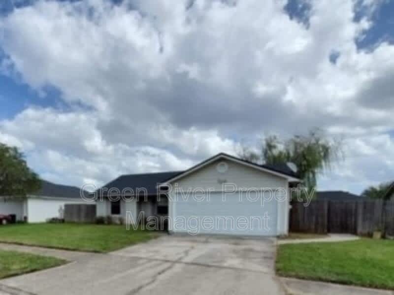 7809 Allspice Circle East