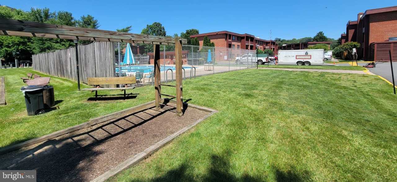 1501 S GEORGE MASON Drive S unit: 23