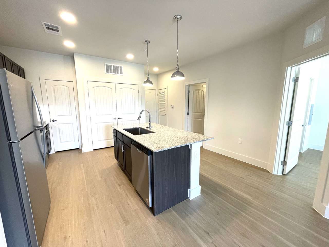 350 Star Ranch Boulevard North