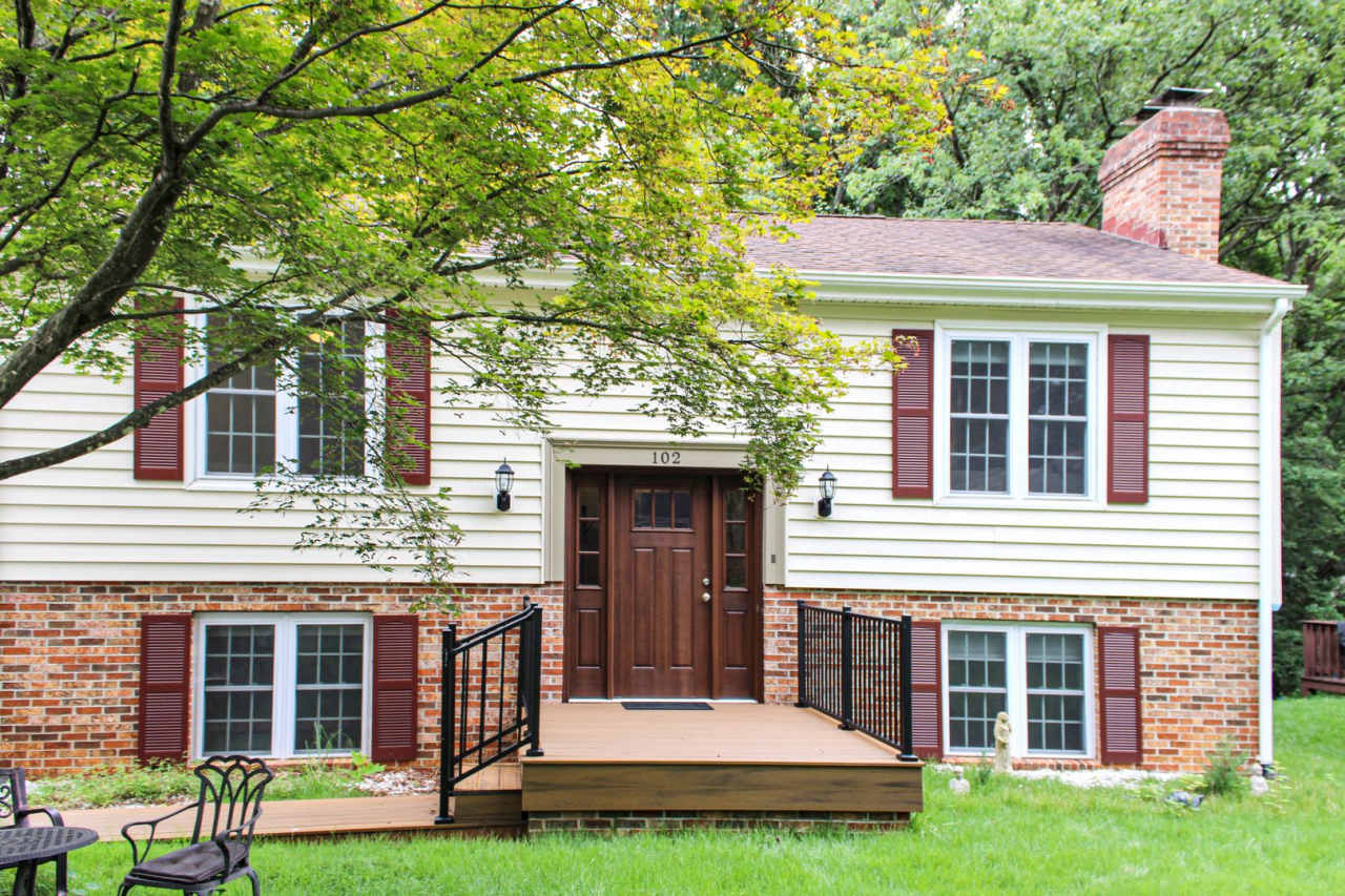 Furnished 2-bedroom / 1-bath