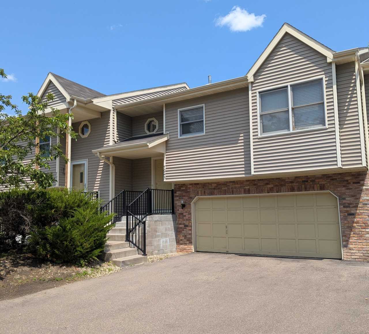7243 Bren Lane