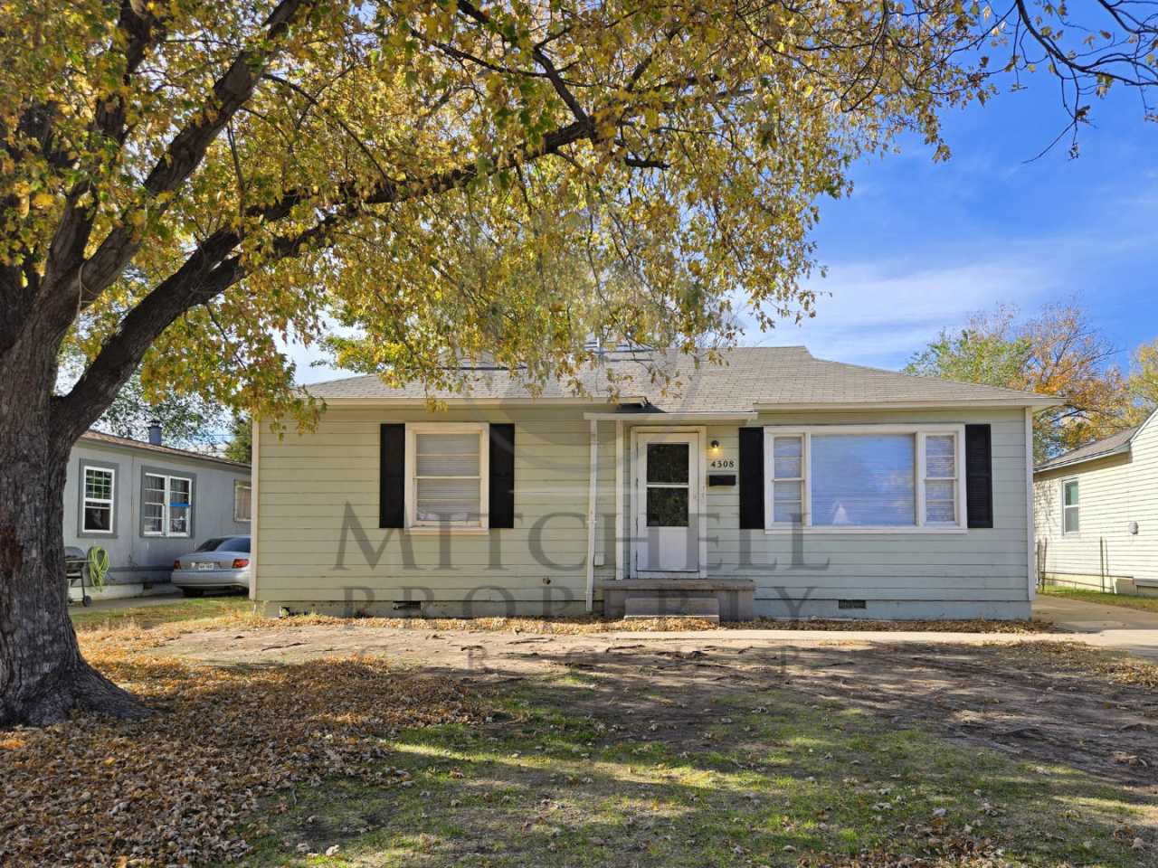 Spacious 4 bedroom home ready to rent!