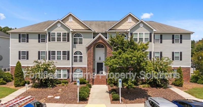 1625 Cherry Blossom Ln