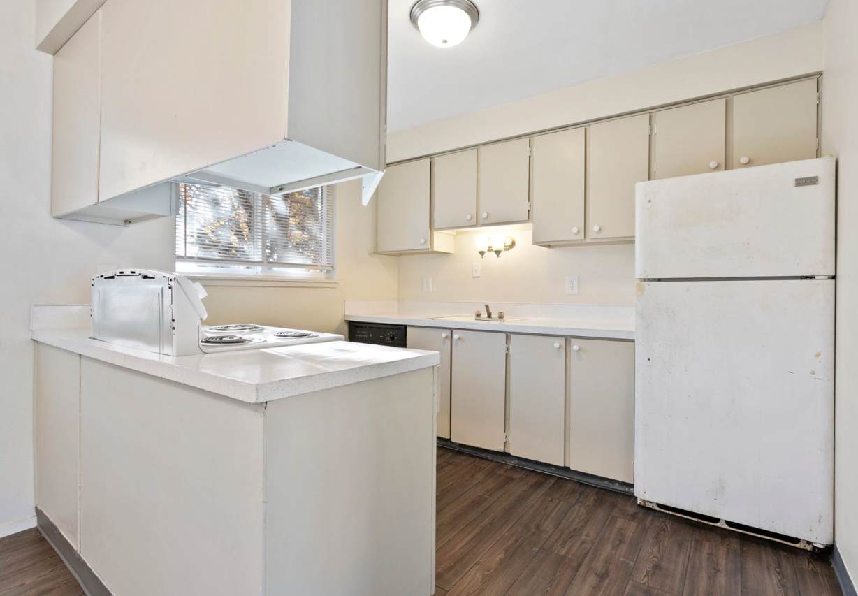 Emerald Grove Apartments