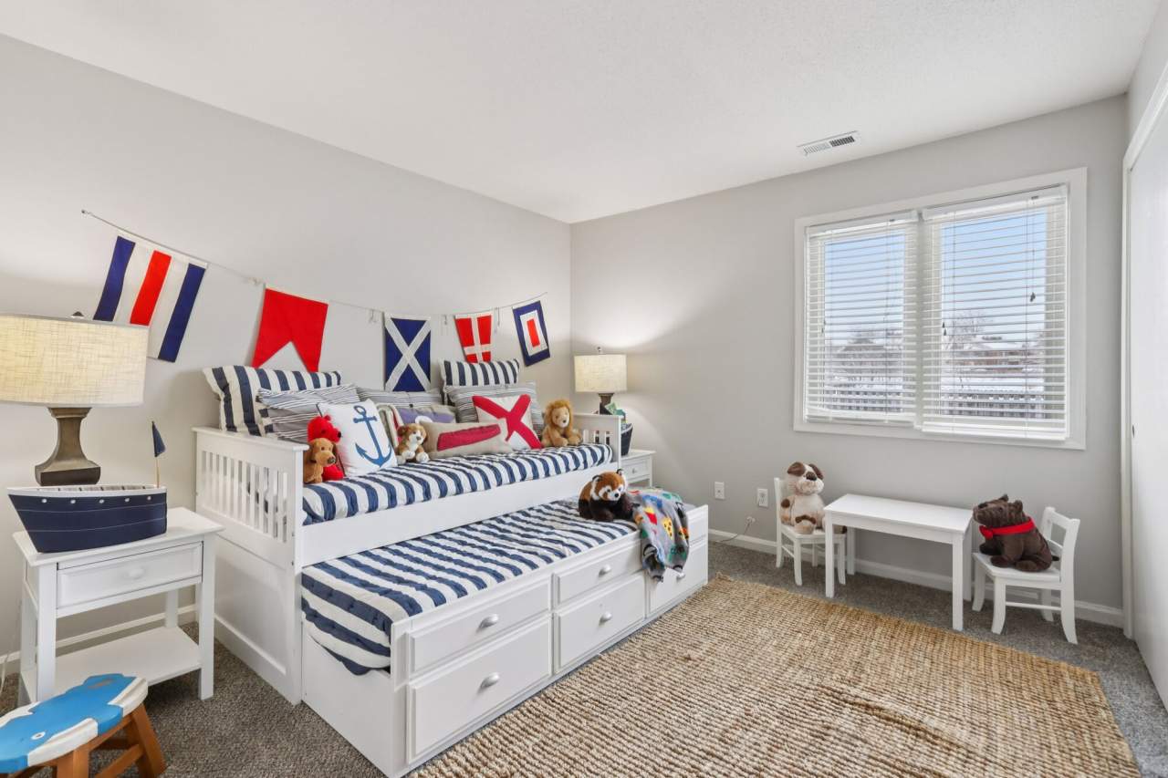 Northlake Village Apartments