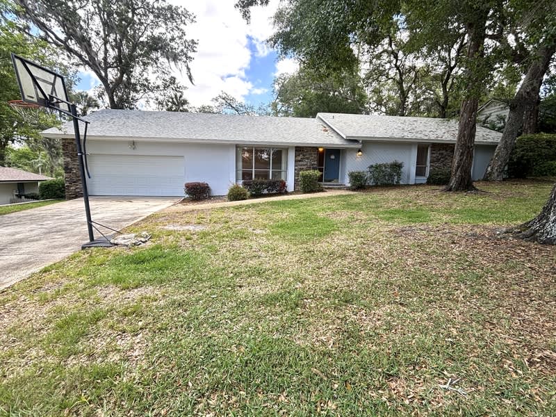 106 Country Hill Drive