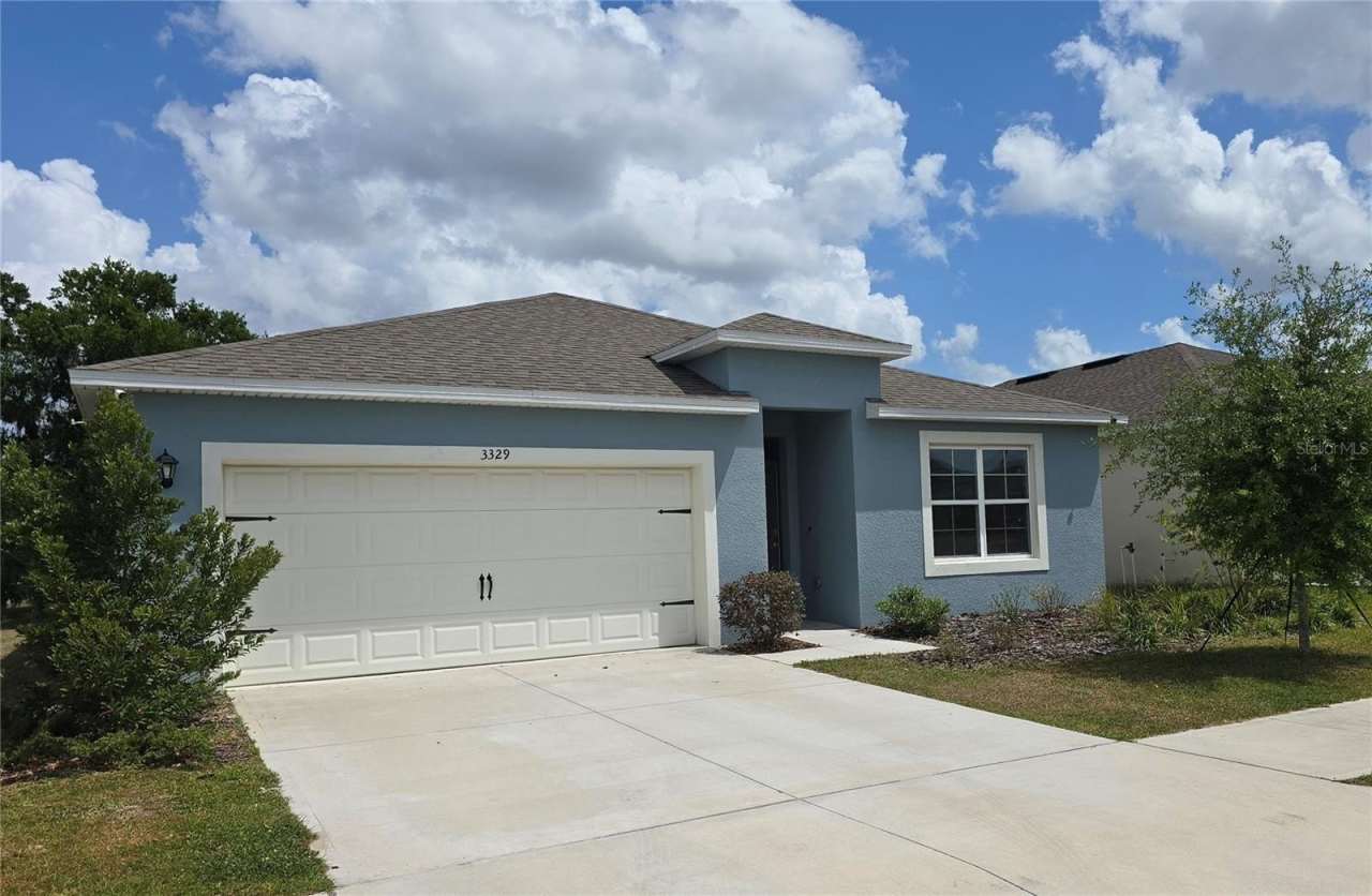 3329 LOUNGING WREN LANE