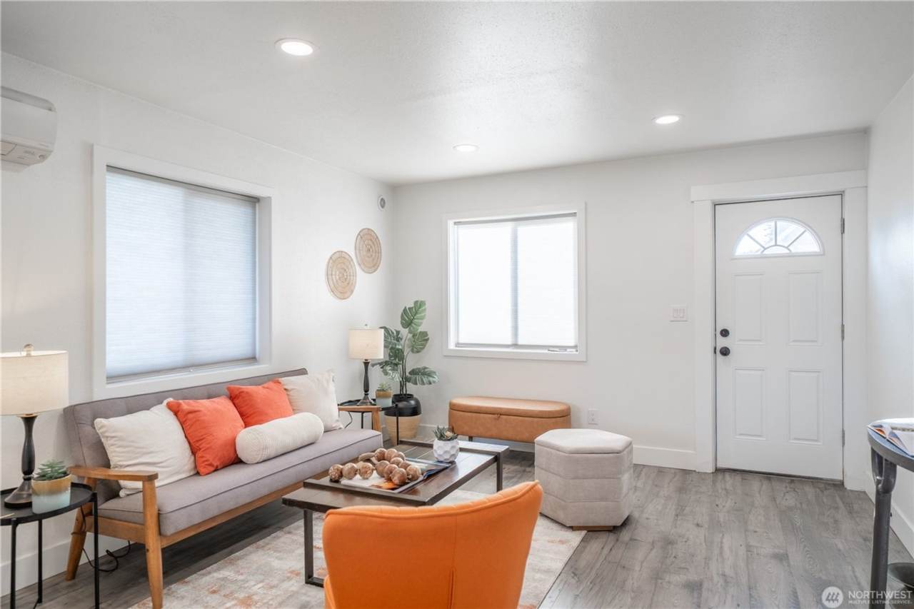 Cozy house close to amenities easy access to St Joe, Tacoma General