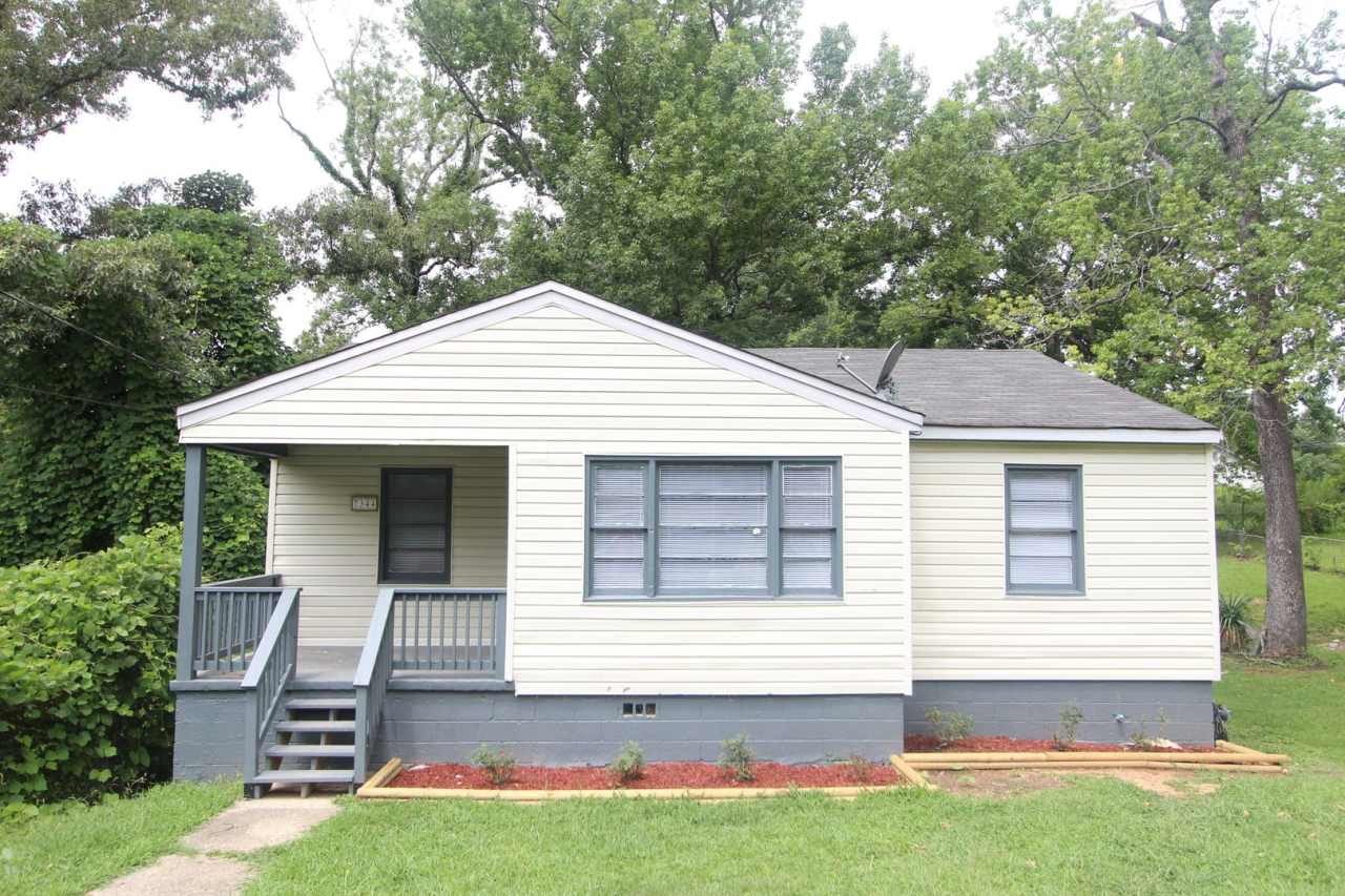 New On The Market! Totally Renovated! Check It Out!!