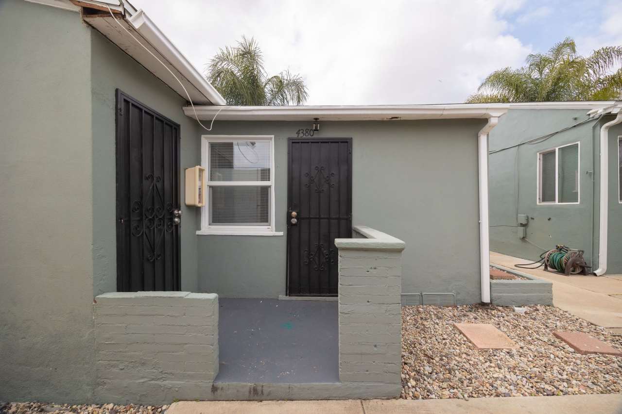 Perfectly situated studio in Normal Heights now available!