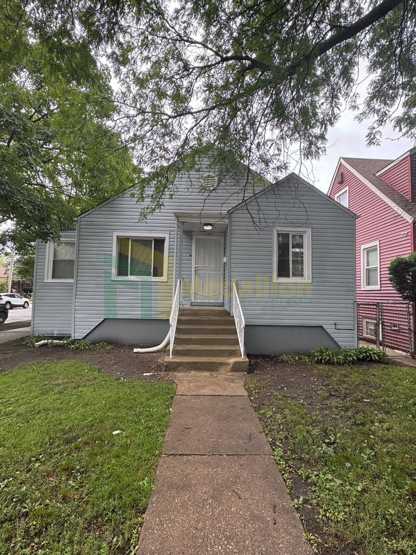 Stylish 4BR/2BA Home with Modern Updates  Finished Basement ( Near 124TH  LaSalle)