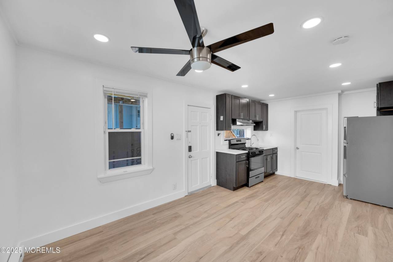 231 Blaine Avenue unit: C