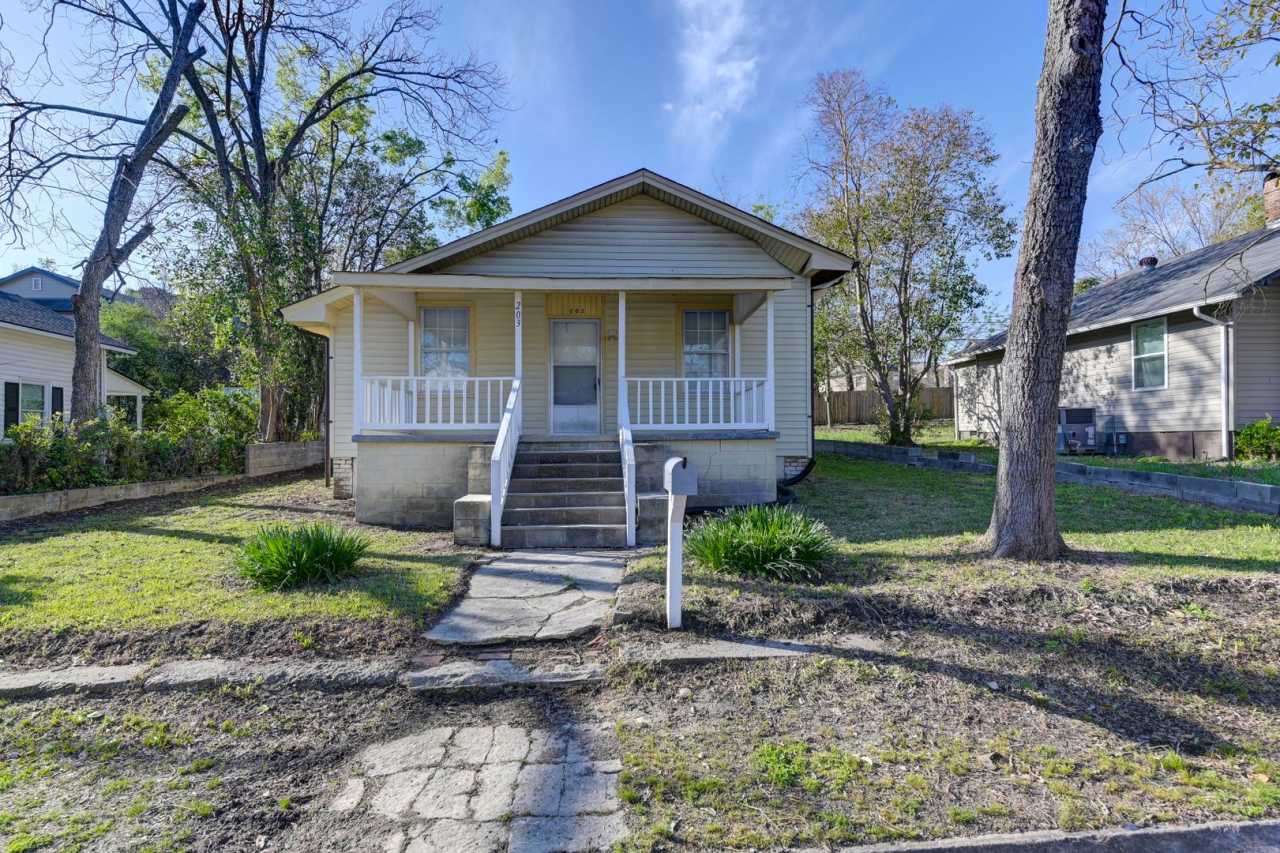 Beautiful historic home for rent in The Avenues of West Columbia!
