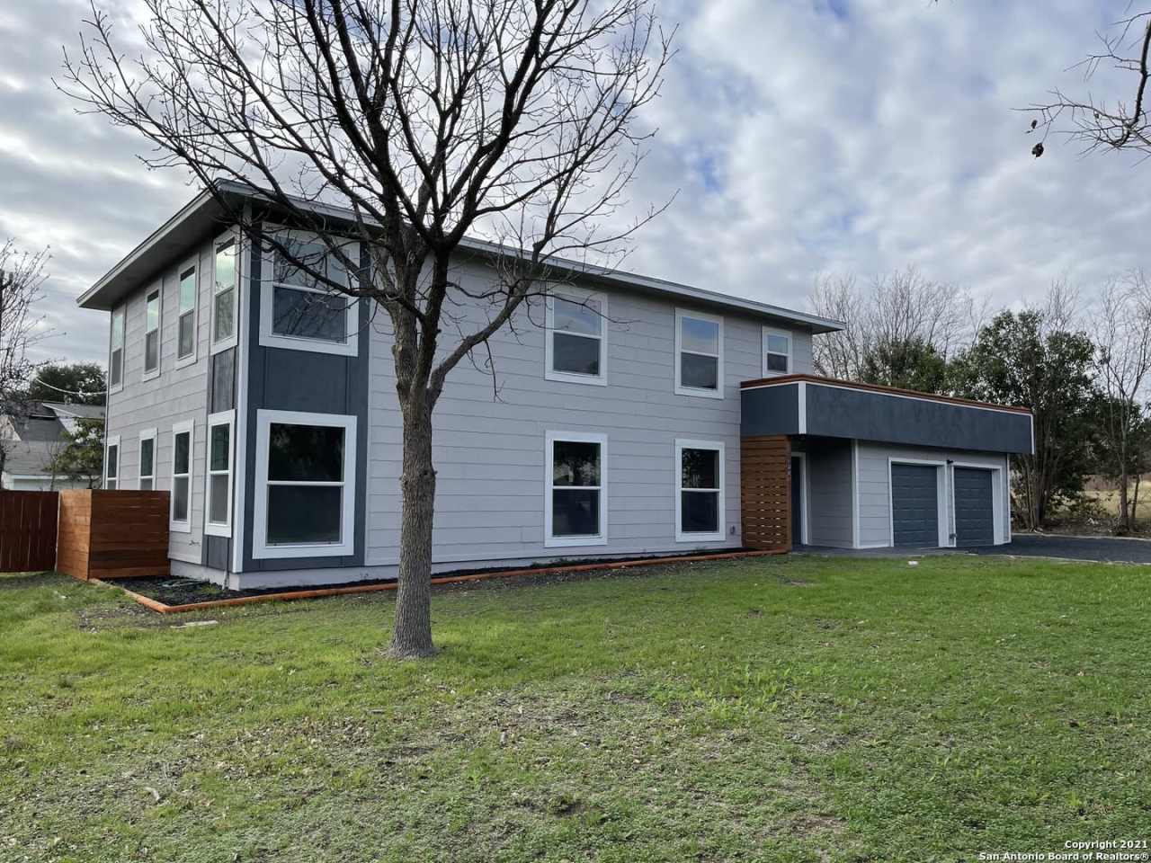 130 Senisa Drive - B