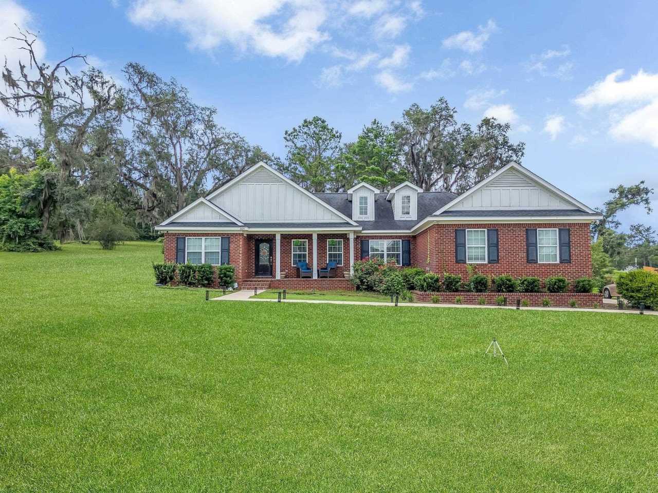 3325 Mariana Oaks Drive