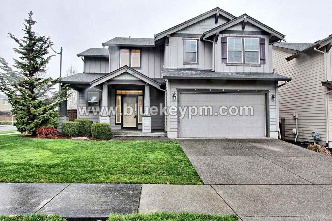 3 Bed, 2.5 Bath Luxury Home in Ridgefield