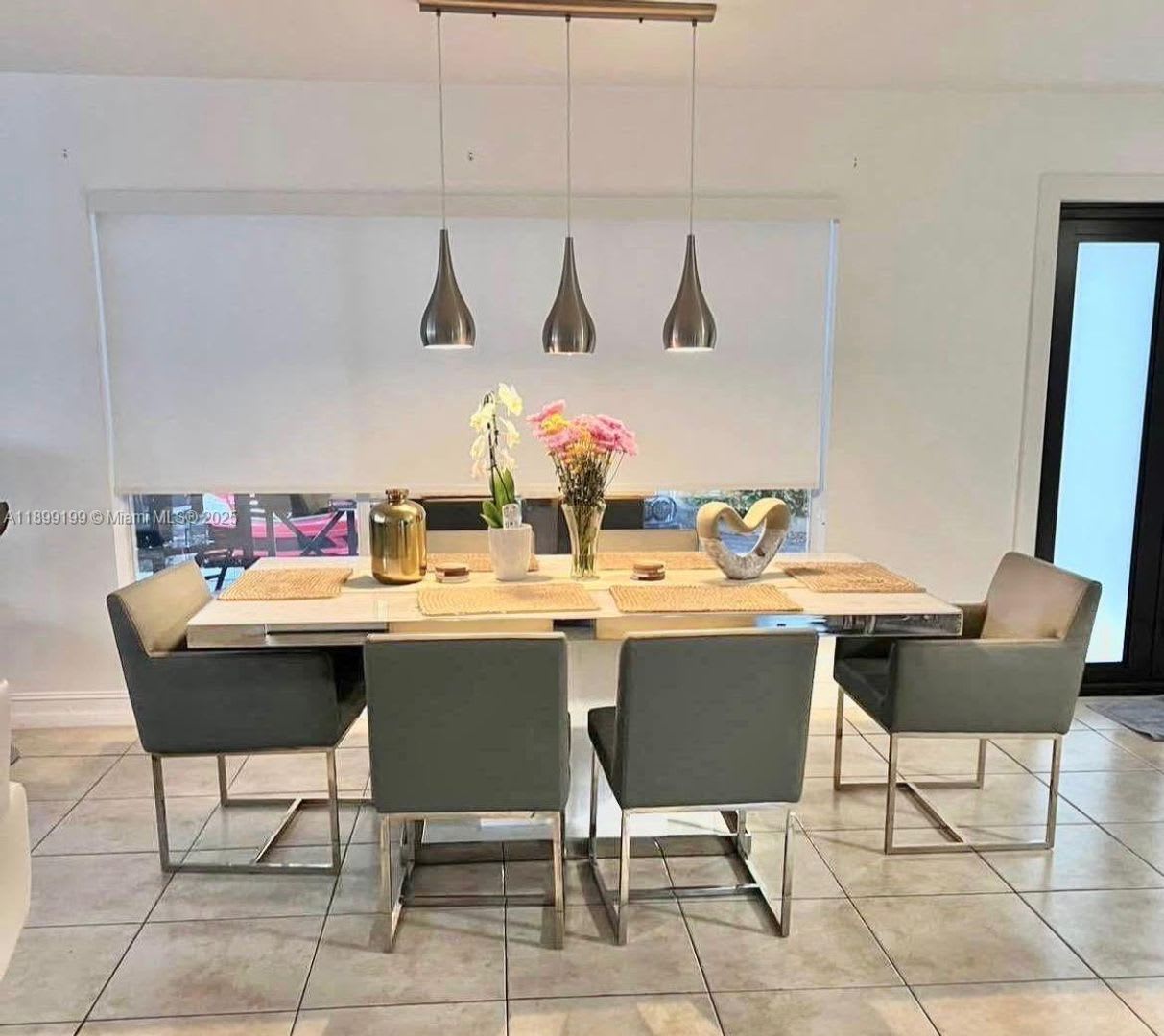 19410 NE 19th Avenue, Miami, FL 33179