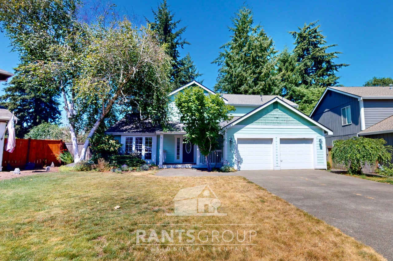 Beautifully Updated Home in Quiet Cul-de-Sac Near Thornbury Park