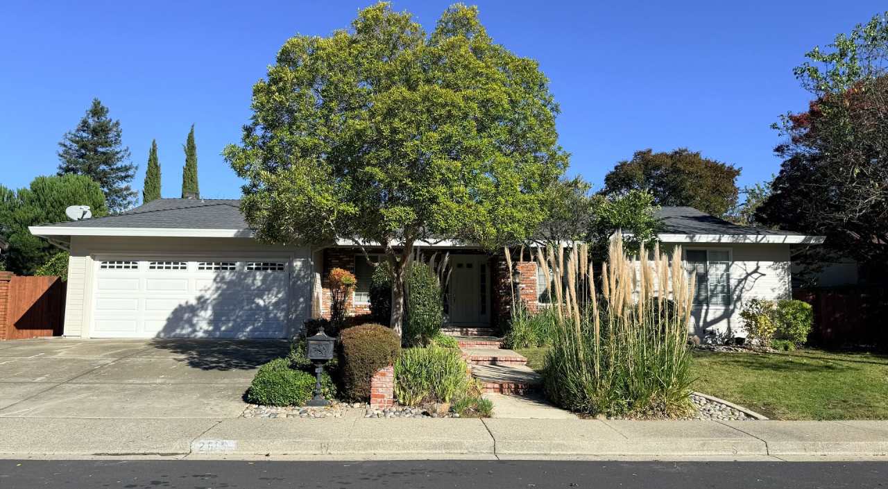 NEWLY RENOVATED- 4BD/2BA, Single-Family Home in Twin Creeks Area of San Ramon- Available NOW!