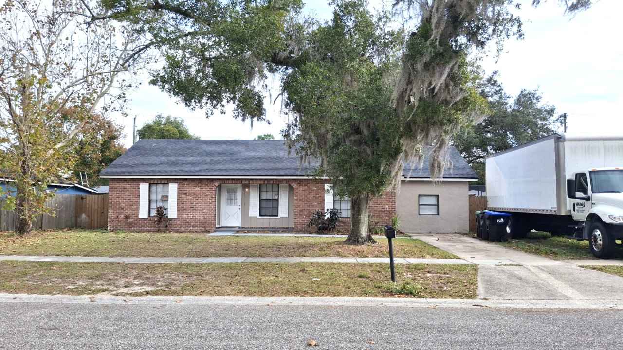 Upgraded 4BD/2BA Single Family Home in Orlando!
