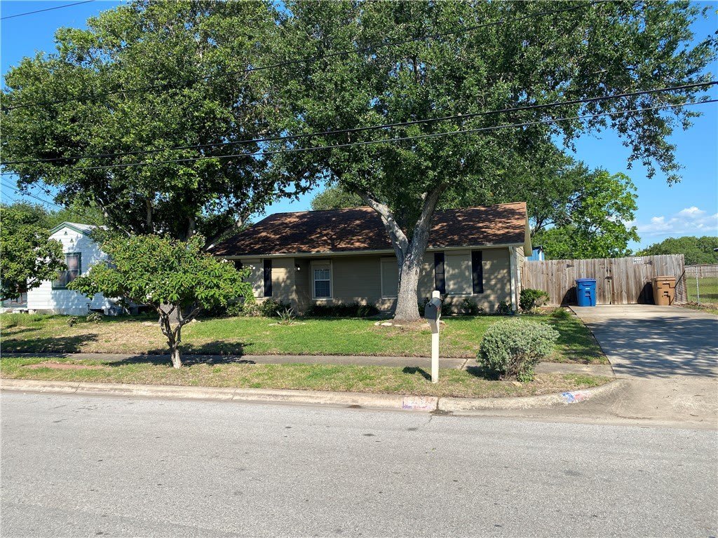 5621 Burton