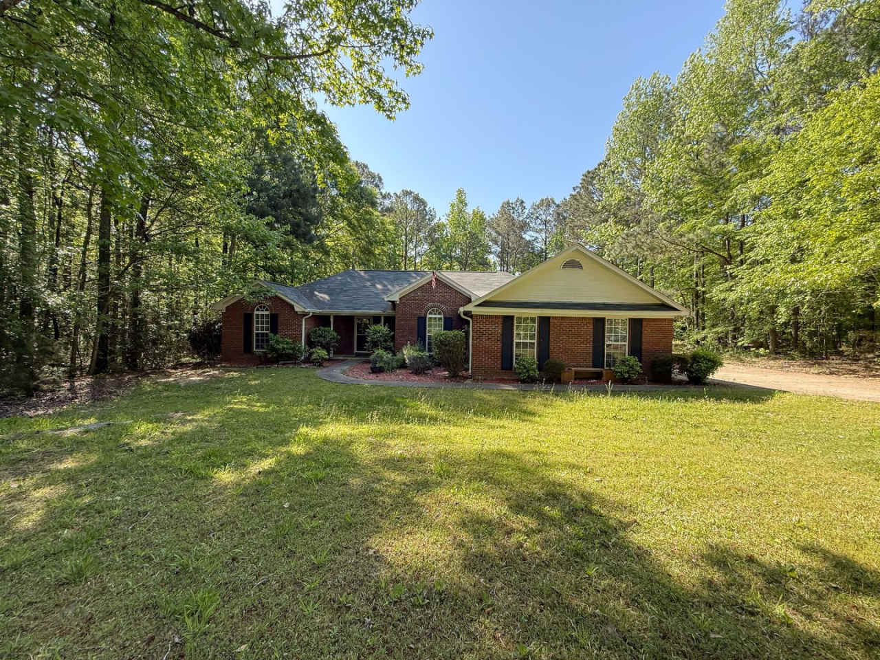 1683 Goat Rock Road - Harris County Living