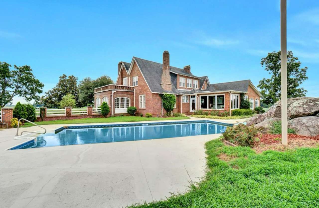 2565 State Highway 560