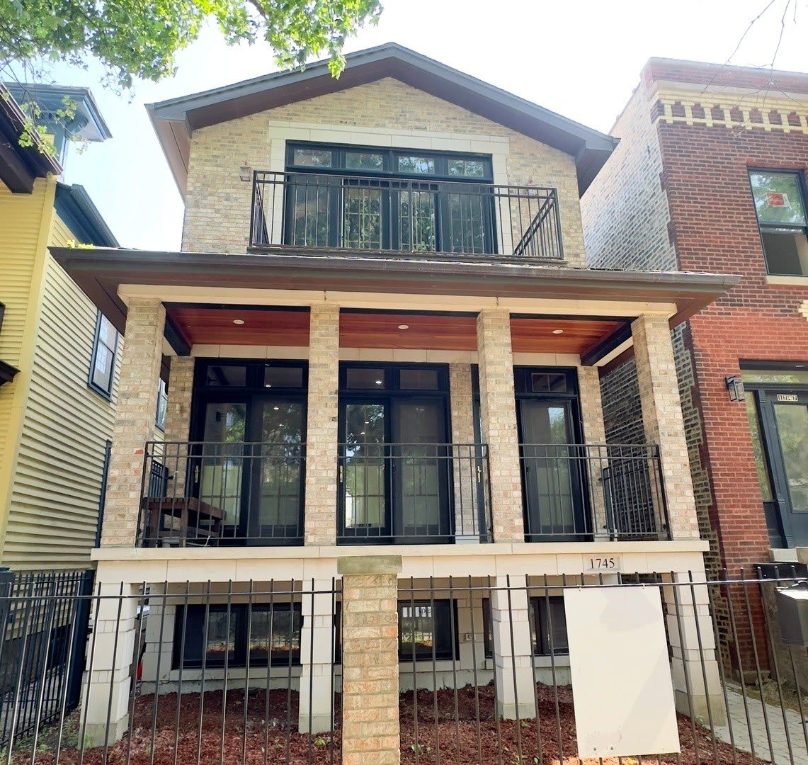 1745 W Cornelia Avenue